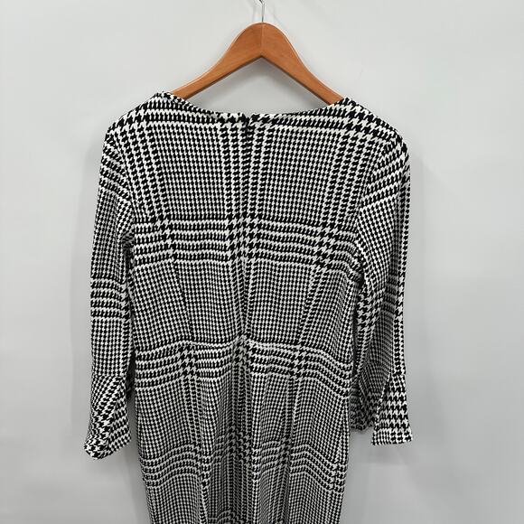 TALBOTS Black & White Houndstooth Bell Sleeve Sheath Dress // 10 Petite - Picture 6 of 8